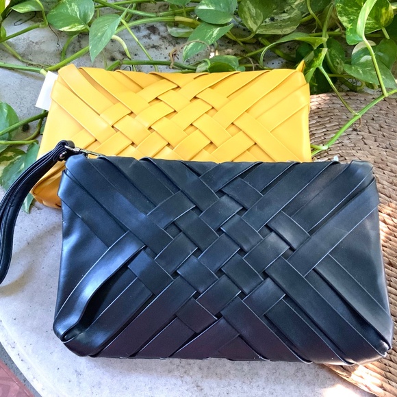 Stunning CLUTCH / SHOULDER BAGS ❤️NWT  TWO HANDBAGS BLACK & MUSTARD CHAIN STRAP - Picture 1 of 15